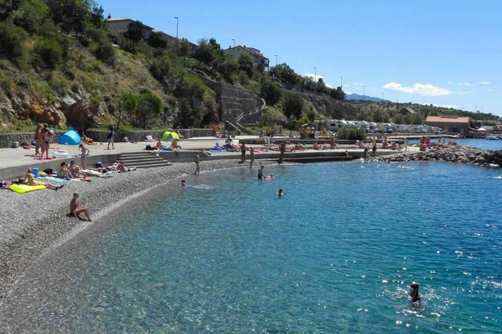 Apartman Kadic Senj Senj  Luaran gambar