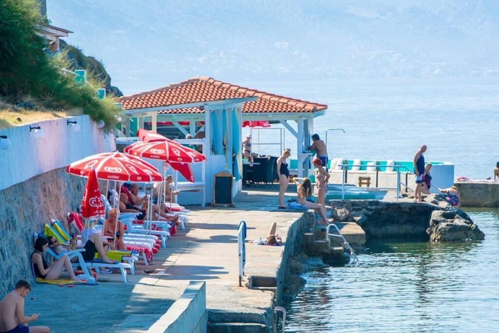 Apartman Kadic Senj Senj  Luaran gambar